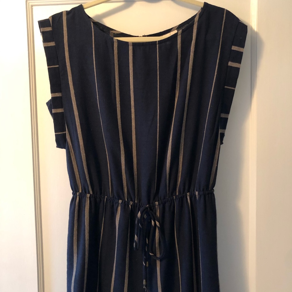 Universal Thread Jumpsuit - Picture 4 of 5